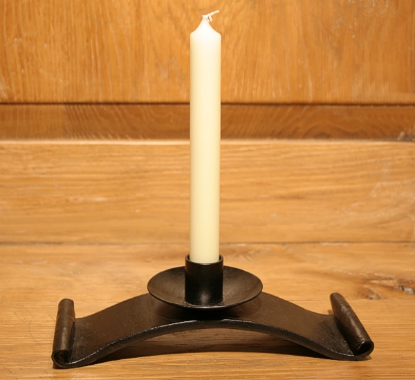 Scroll End Single Candle Base
