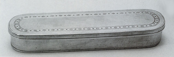 Traditional Pewter Box with lid