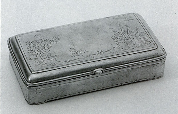 Traditional pewter box with lid