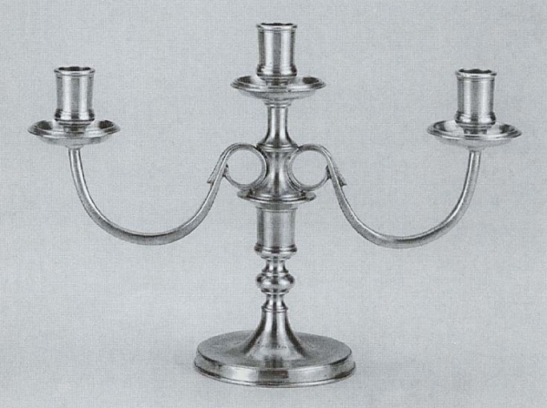 Pewter Low 3 Arm Candelabra 650