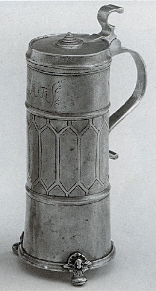 Traditional pewter tankard with lid