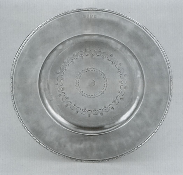 Pewter Plate 641
