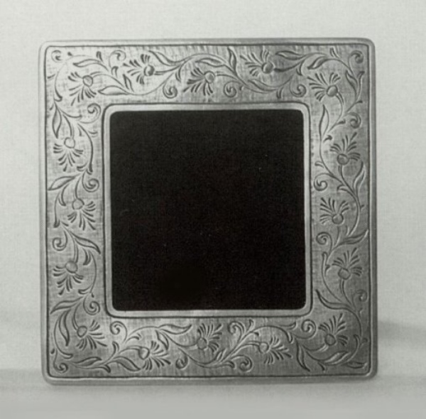 Traditional pewter photoframe