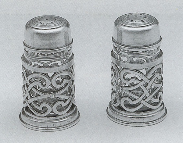 Pewter Salt & Pepper 589