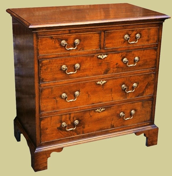 5 Drawer Chest Drawers FruitwoodLockable