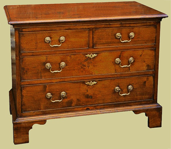 4-Drawer Chest of Drawers Fruitwood