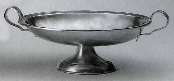 Traditional oval footed bowl with handle