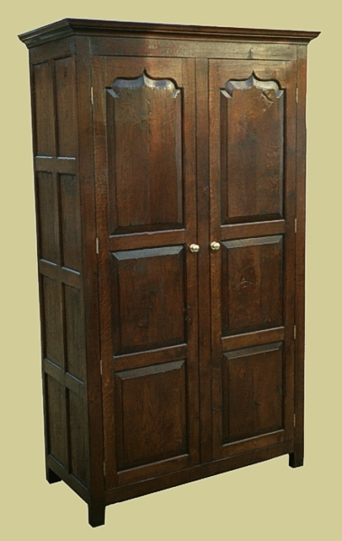 2 Door wardrobe oak ogee panelled