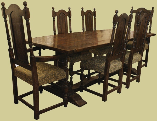 Pedestal Table 6 Upholstered Seat Chairs