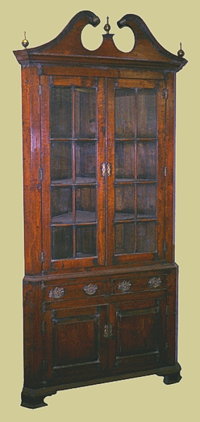 Antique Georgian Style Cnr Cupbd Oak