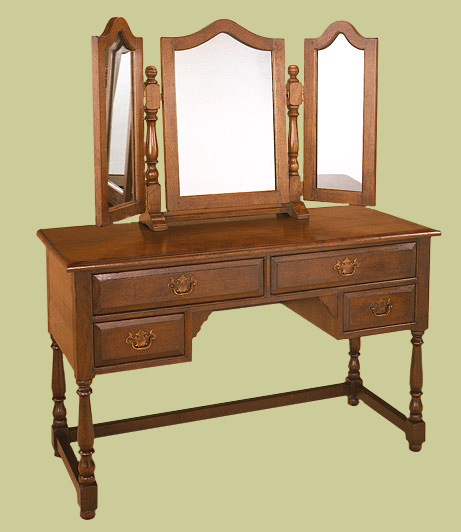 Oak dressing table, handmade and hand-finished, with four useful drawers and 3-plate mirror