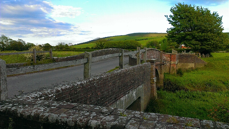 Long Bridge, over the River Cuckmere, linking Alfriston to Litlington