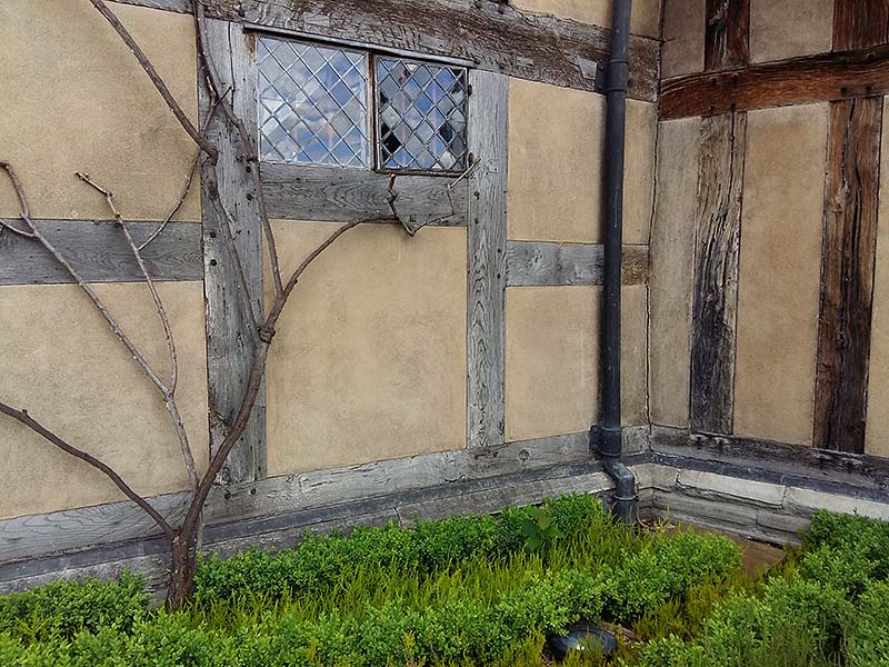 Detail of where the later extension was tacked on to the rear of Shakespeare