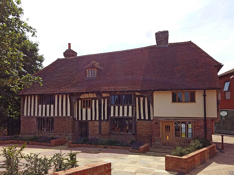 Bridge Cottage - a restored Wealden hall house